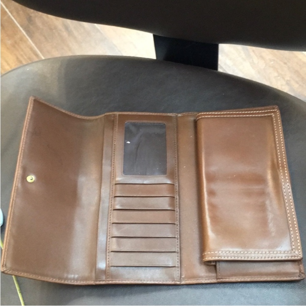 Coach Wallet View 4